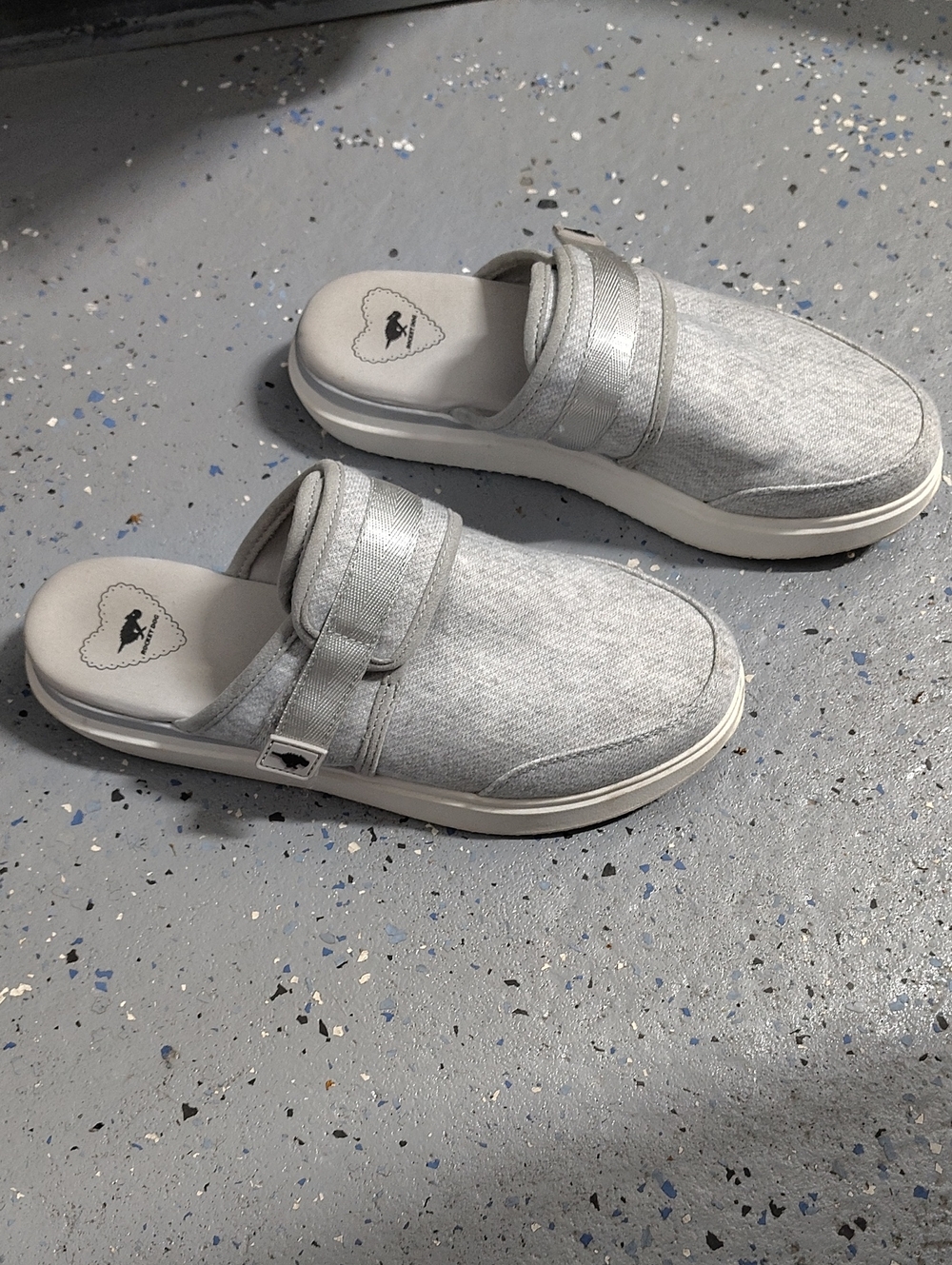 👕 2 For 15$ Or 3 For 20$👕 Rocket Dog Gray Women Slip-On Clogs W/Memory Foam
